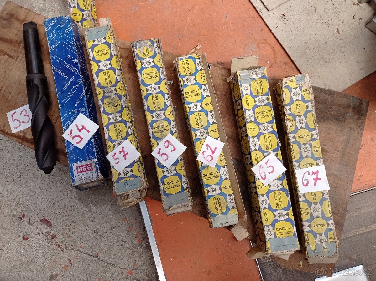 Vrtáky s kuželovou stopkou