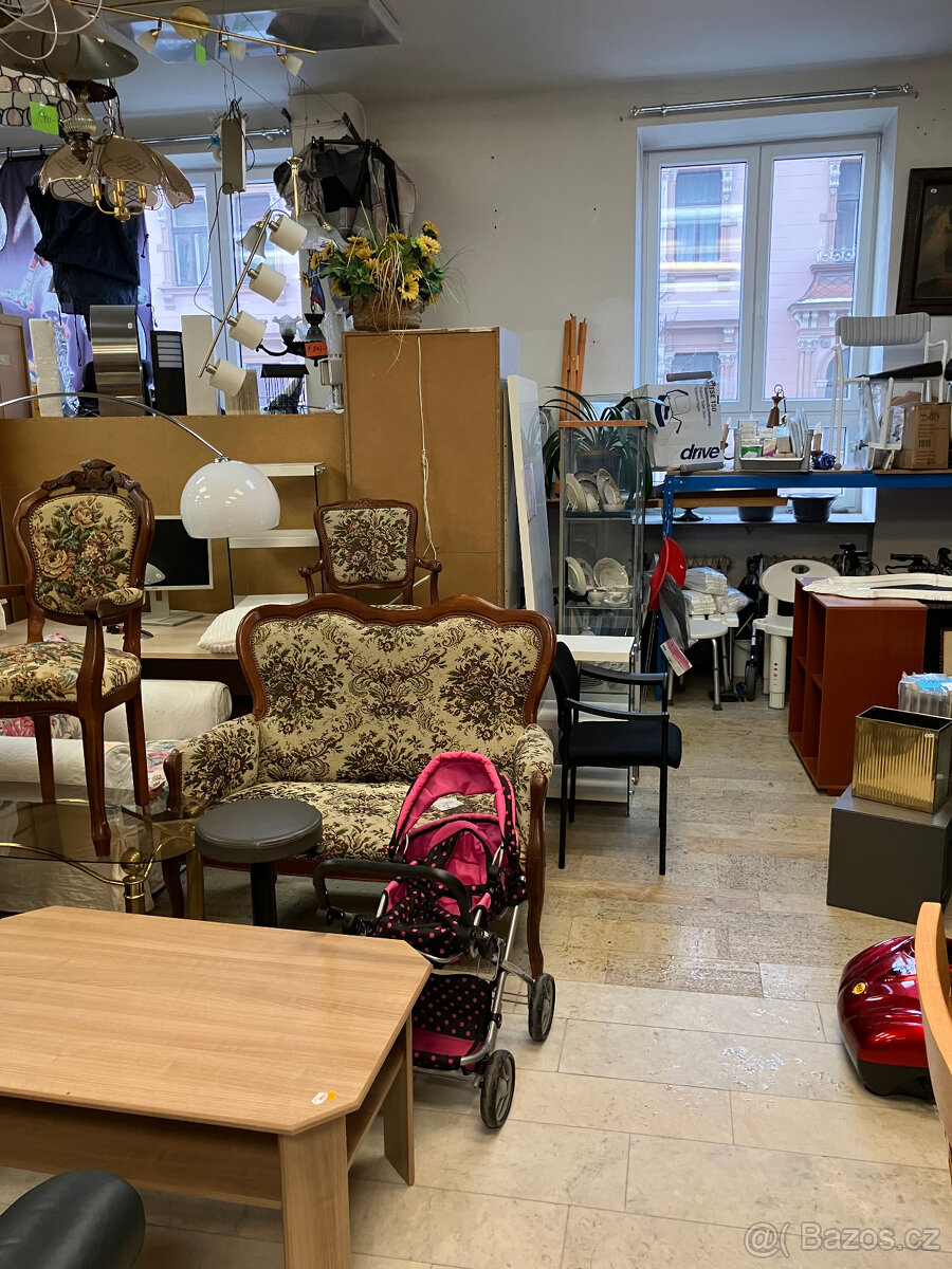 Pronájem nebytového prostoru 258m2 Cheb