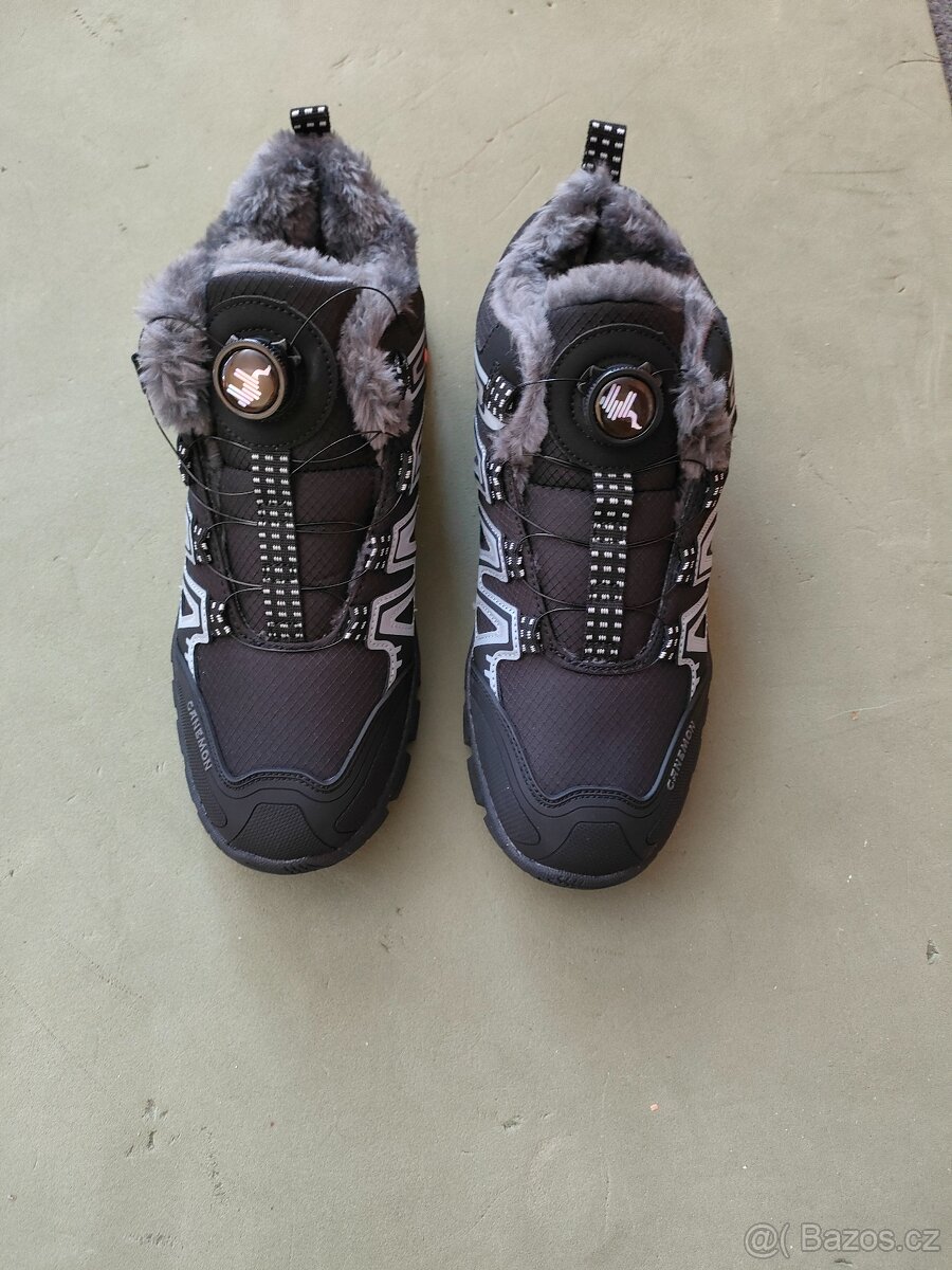 Zimní boty, velikost EU43