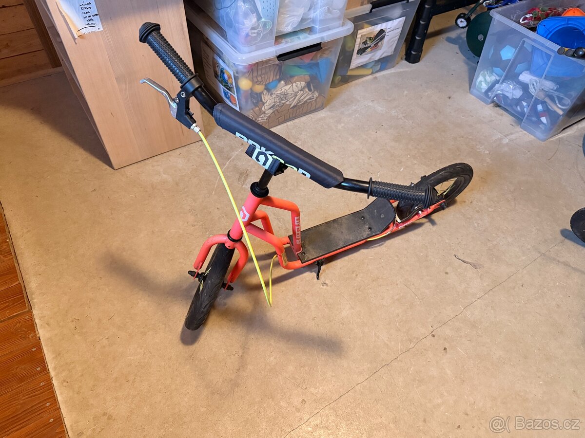 Koloběžka Arcore Rakoon