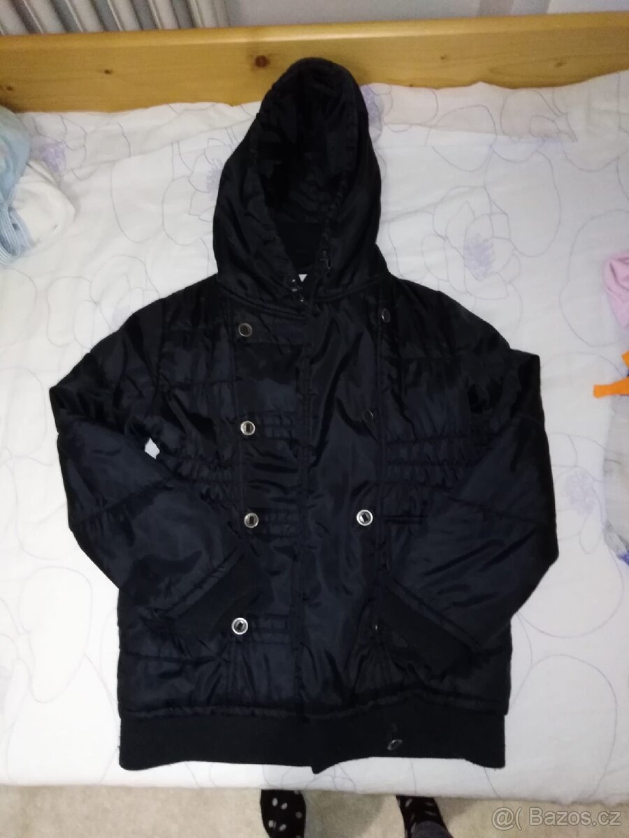 Dívčí černá podzim. bunda Reserved, vel.: 134