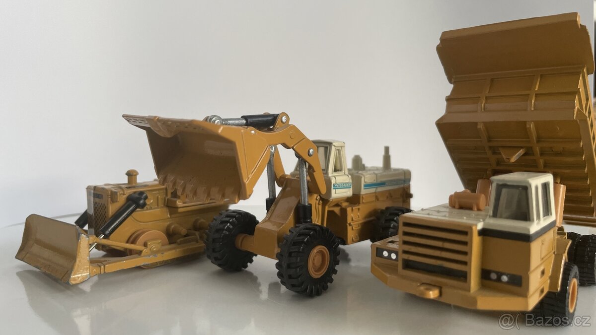 Prodám sadu modelů ERTL