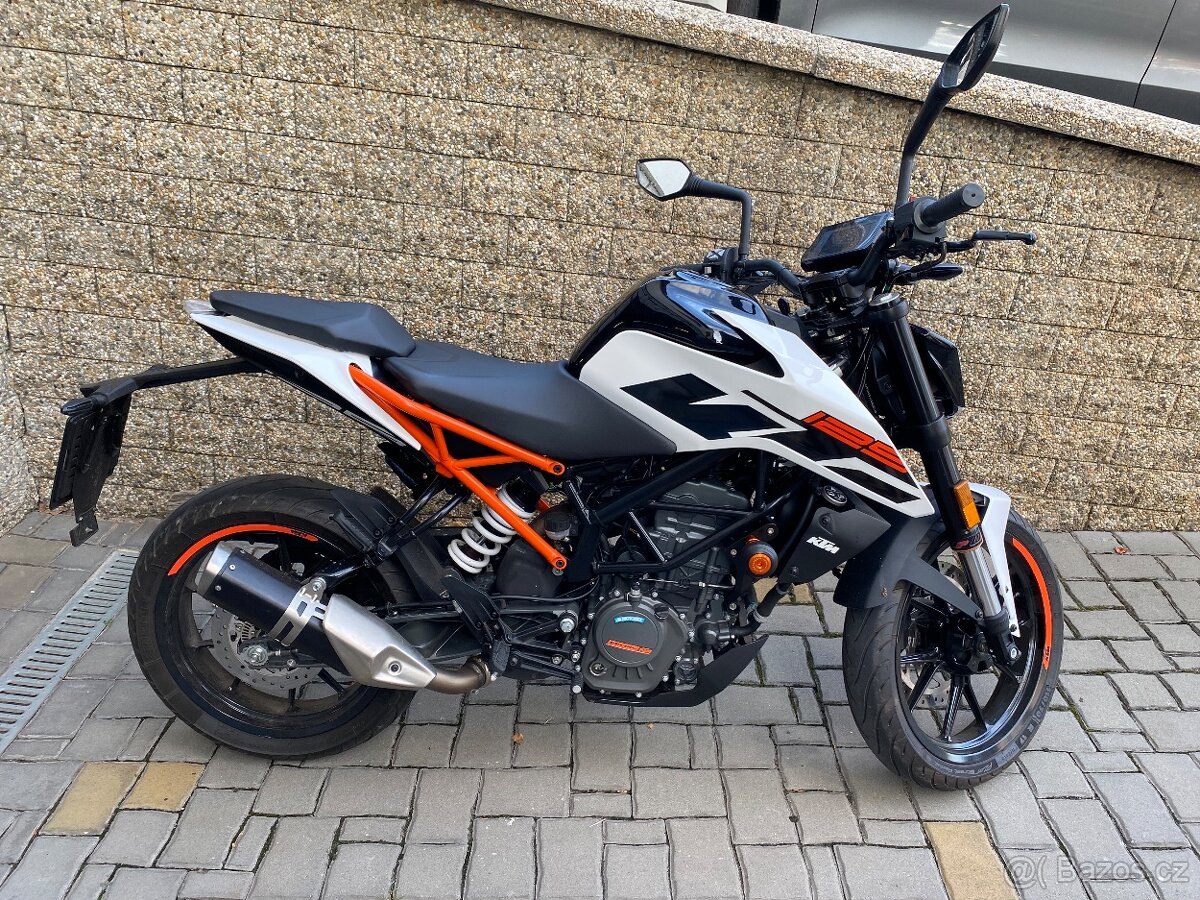 KTM Duke 125