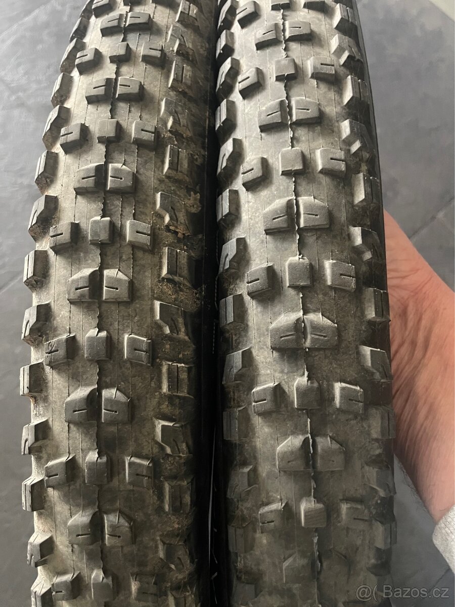 Pláště BONTRAGER 29x2,4 kevlar