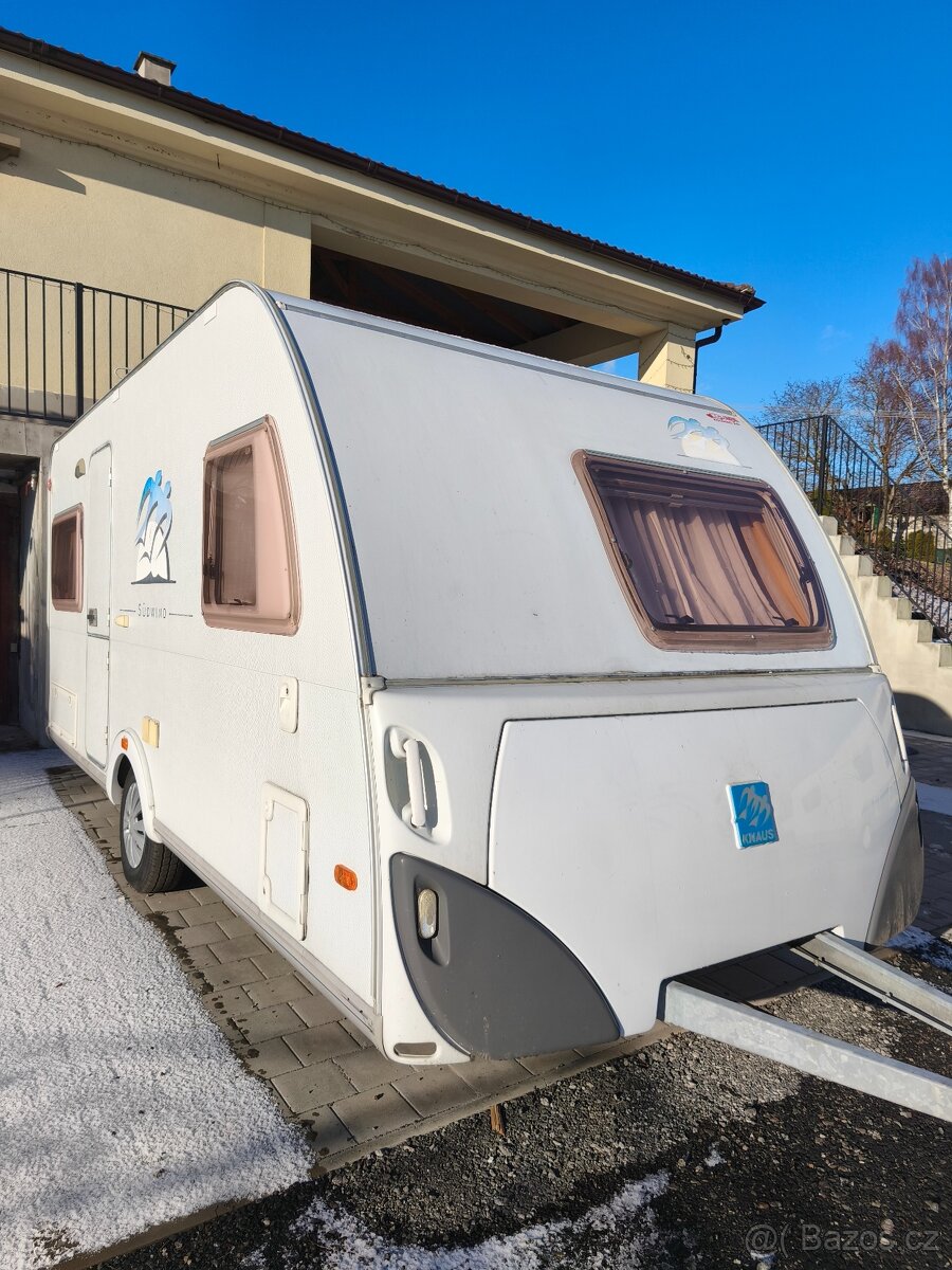 Karavan Knaus Sudwind 450 - malý velký s francouzs postel