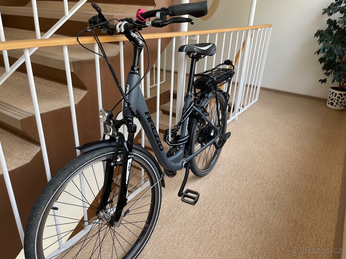 Prodám elektrokolo, vel. S