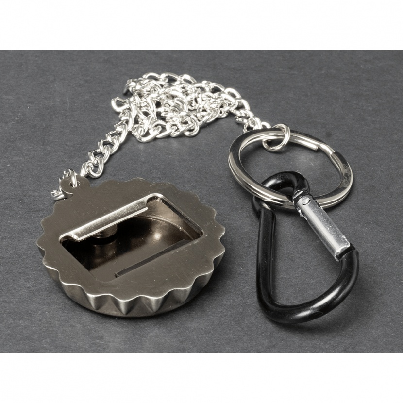 Otvírák ve tvaru zátky od piva Český lev