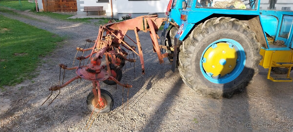 Prodám nesený obraceč Niemeyer HR 401