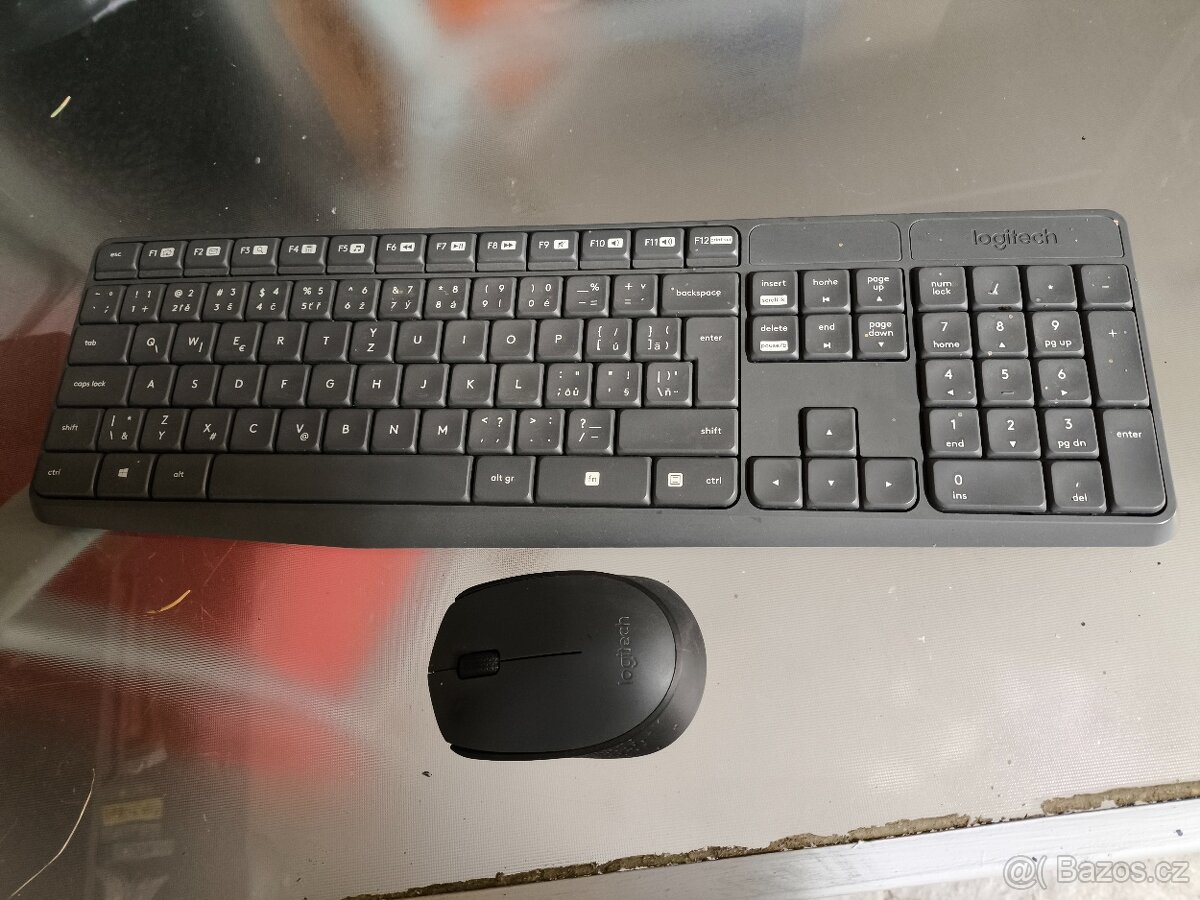 Logitech klávesnice + bezdrátová myš MK235