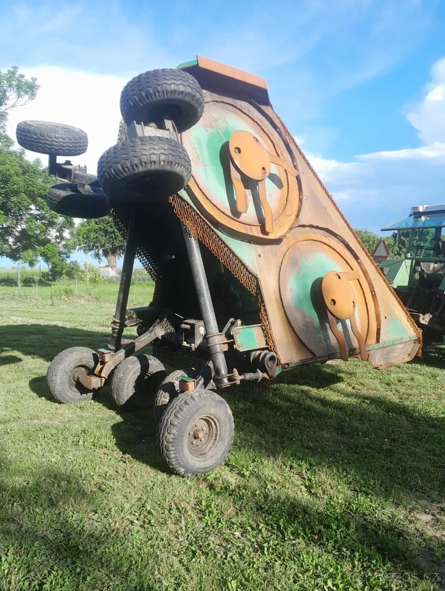 Mulcovac Spearhead Multicut 820