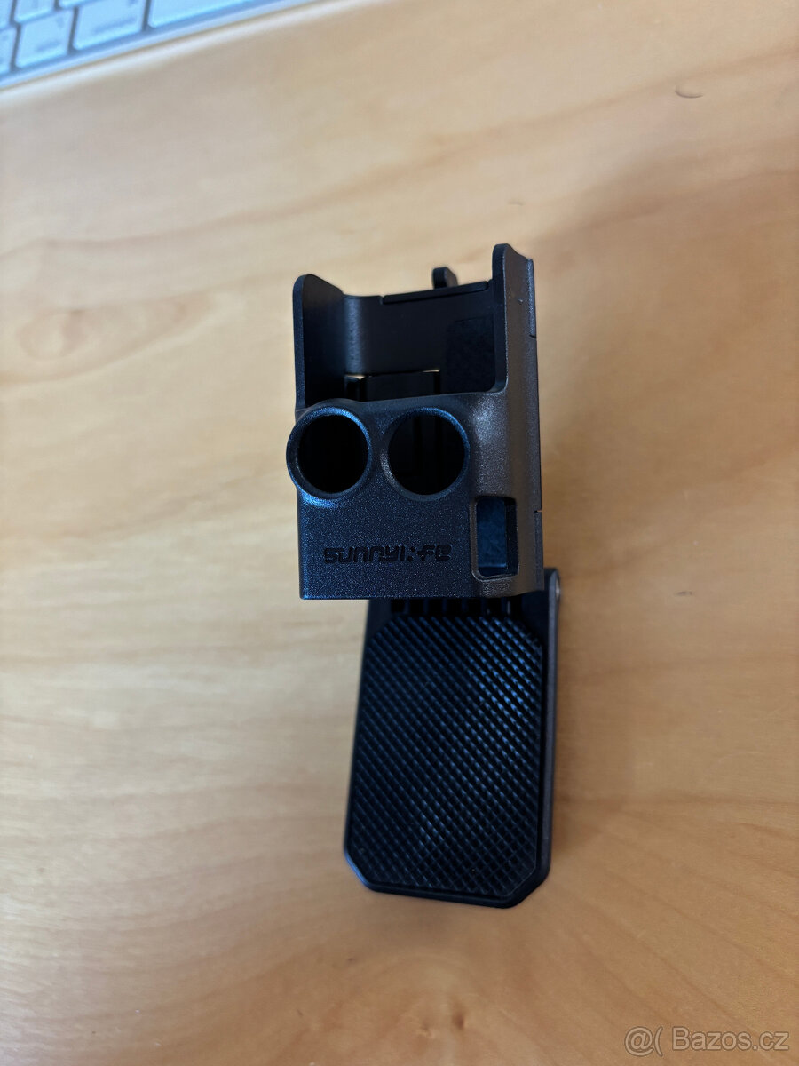 Magnetický, naklápěcí držák DJI Osmo Pocket 3