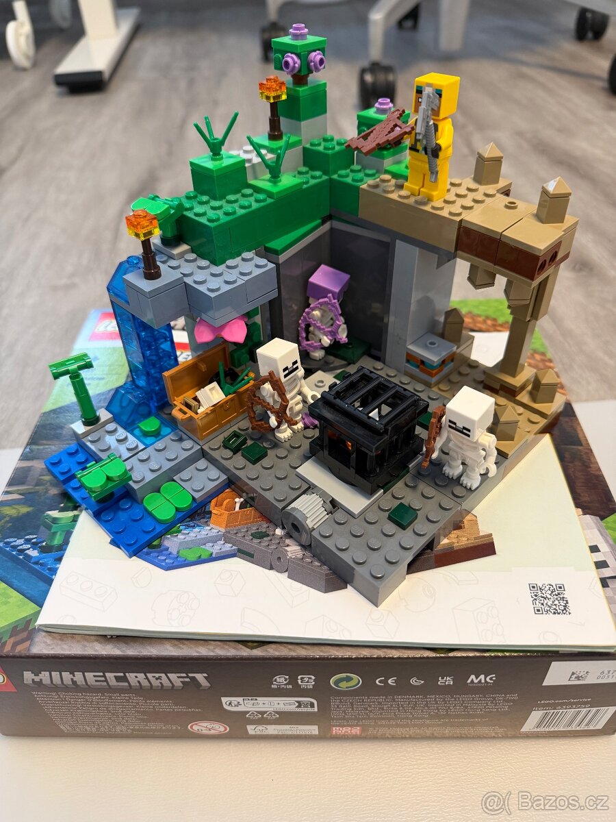 LEGO® Minecraft® 21189 Jeskyně kostlivců