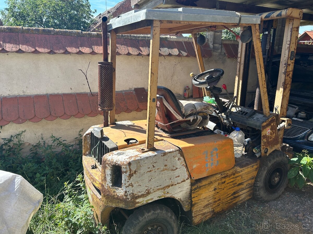 Vysokozdvižný vozík 2.5t