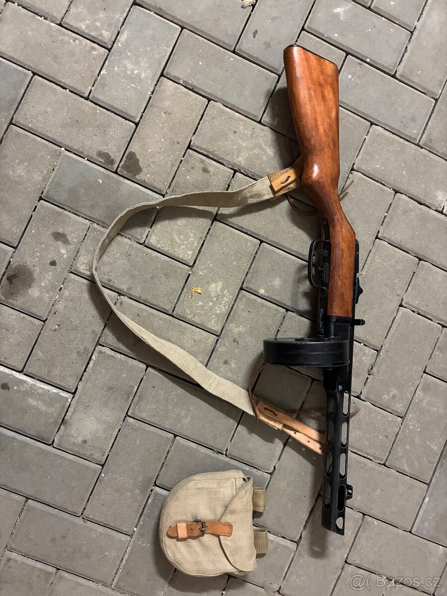 Replika / maketa - Denix Pppš 41 Špagin