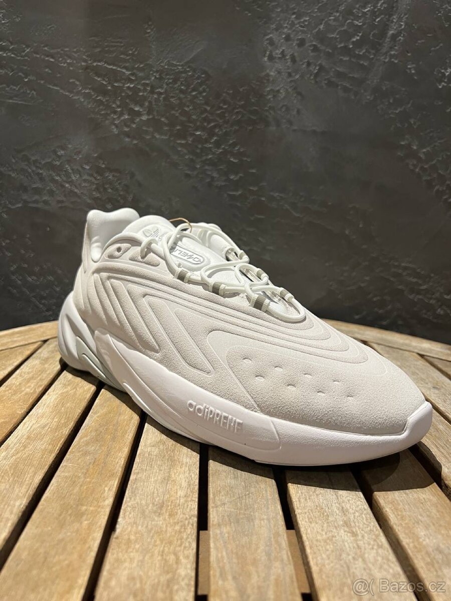 Adidas OZELIA