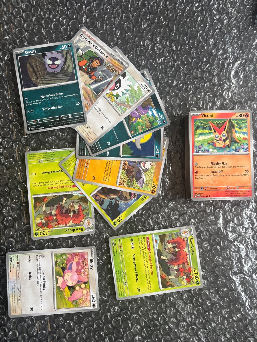 Pokemon Mix karet 100 ks