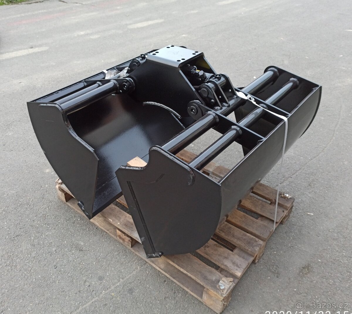 Drapák na sypké hmoty, kovošrot, dřevo