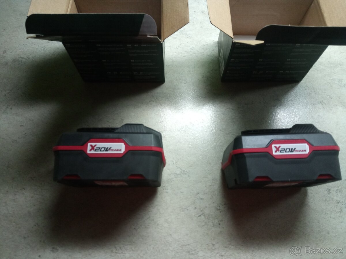 Predám 20V 4ah akumulátory