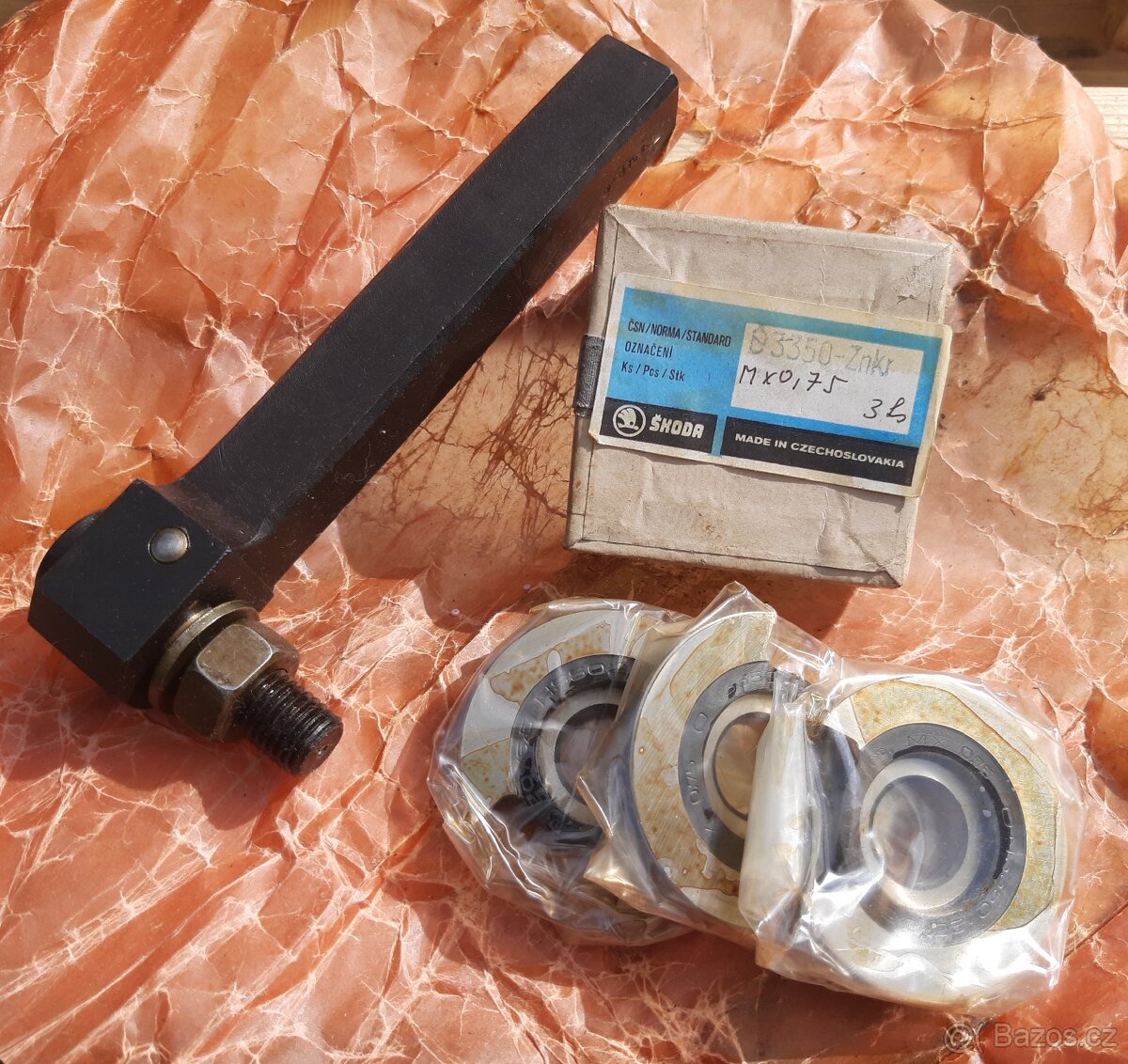 Držák kotoučových závitových nožů plus kolečka