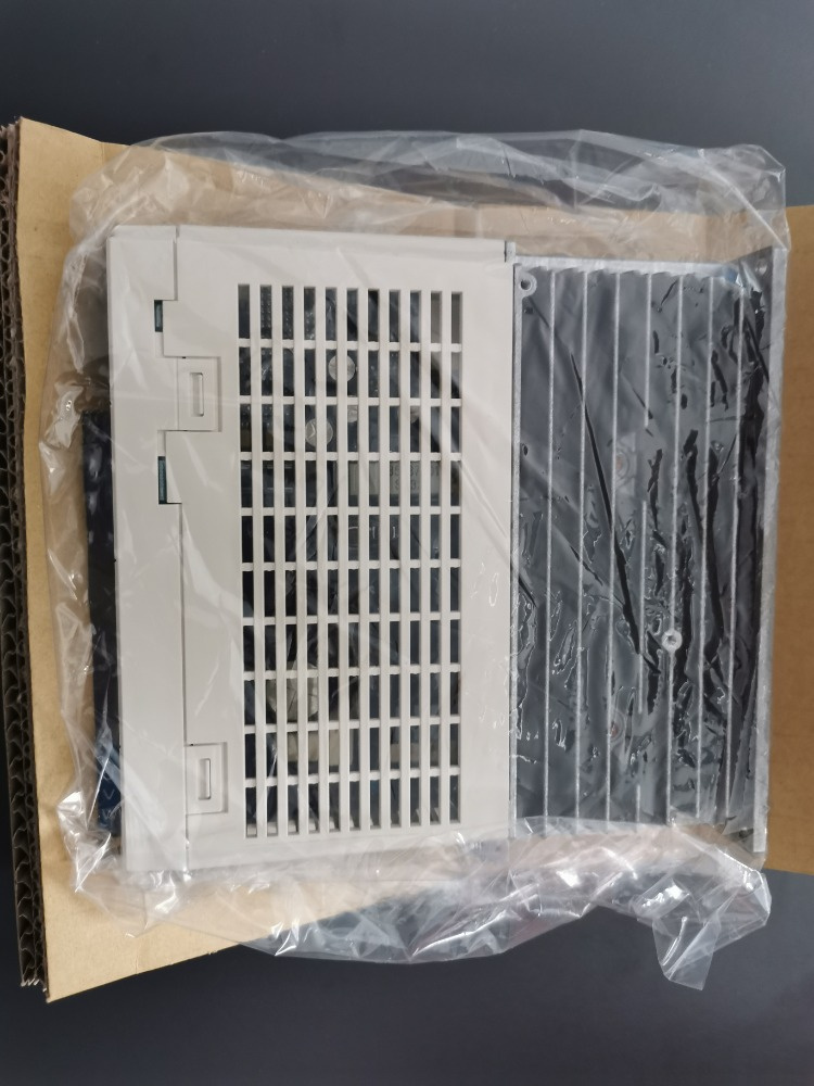 Měnič ABB SERVODRIVE