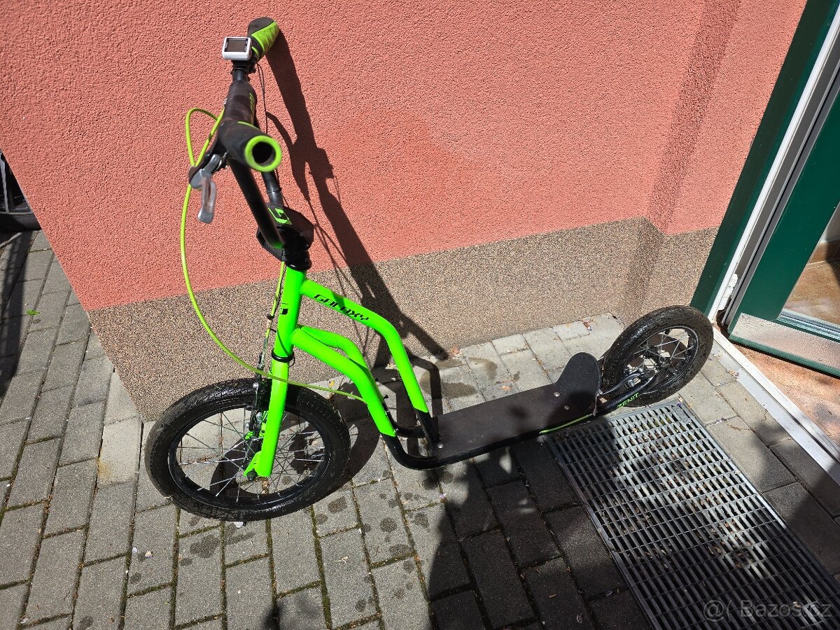 Koloběžka Galaxy Zenit zeleno-černá