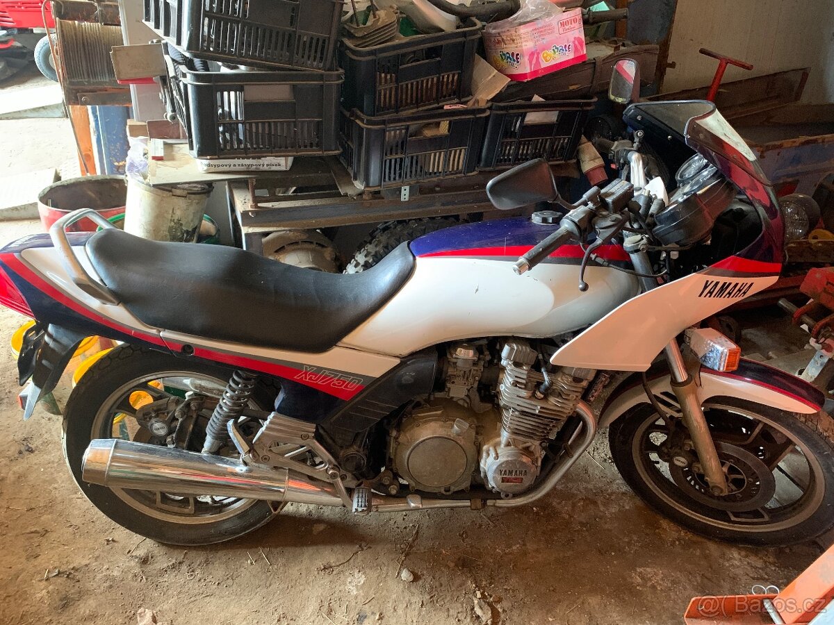 Yamaha XJ 750