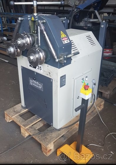 Zakružovací stroj pro profily a trubky PK35