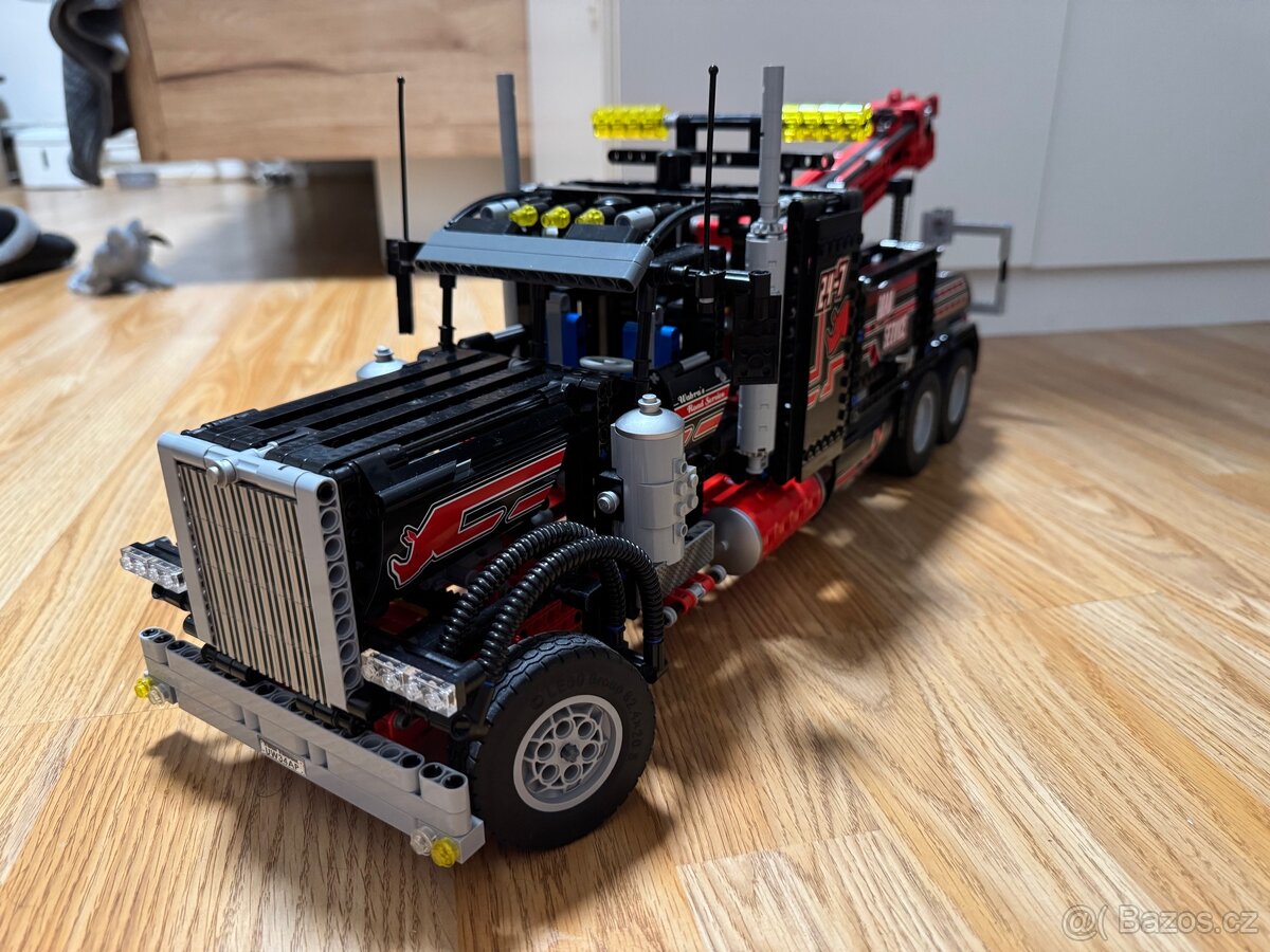 Lego technic 8285 Tahač 2v1 Rok 2007
