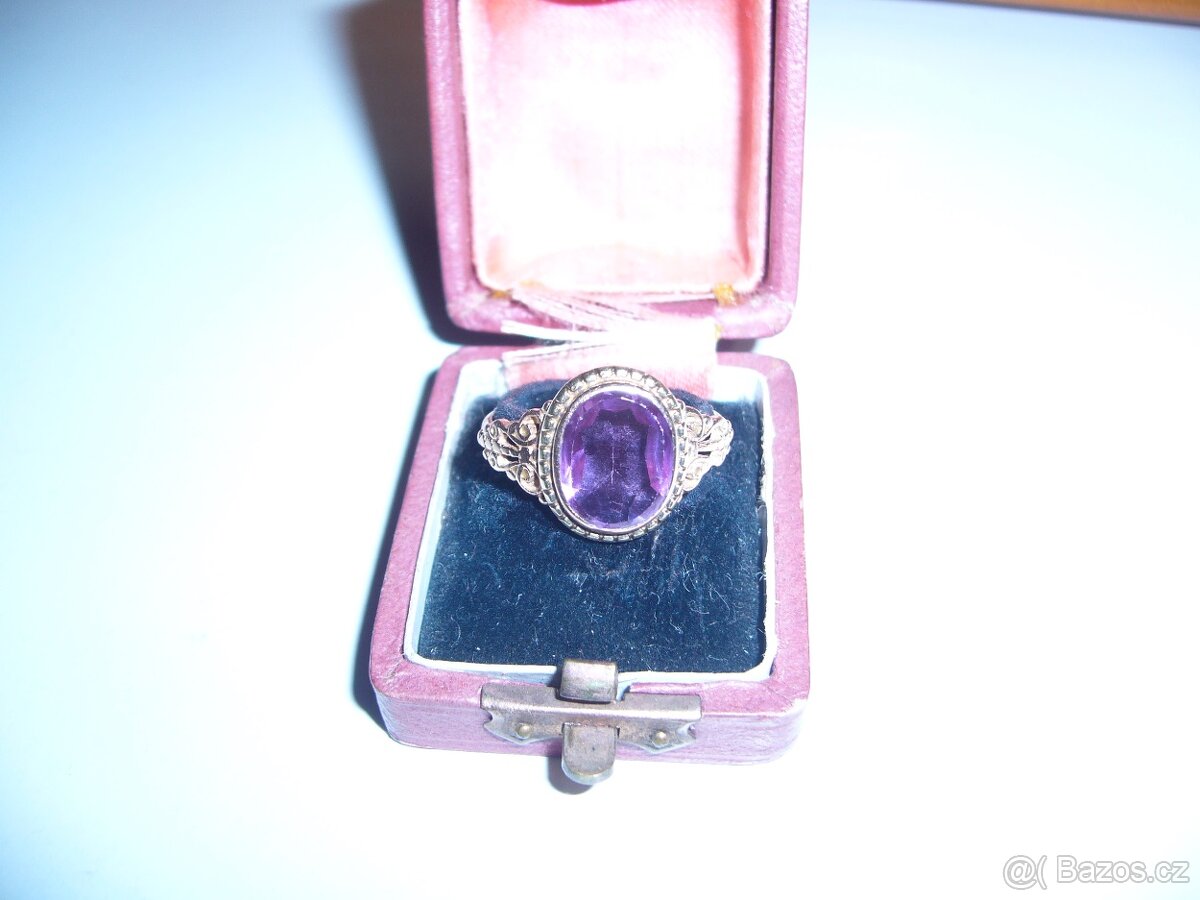 ZLATÝ PRSTEN-RAK-UHERSKO-PŘÍRODNÍ AMETYST