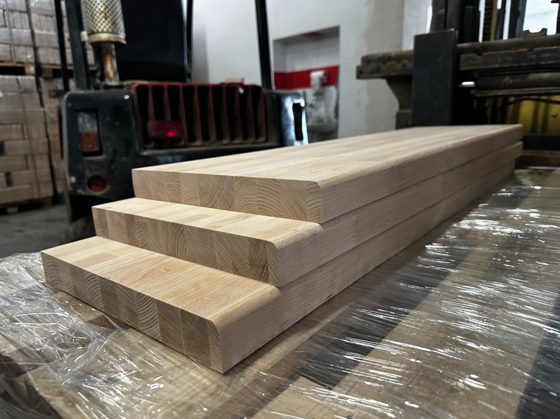 Prodej SPÁROVKA, STUPNICE, buk, smrk