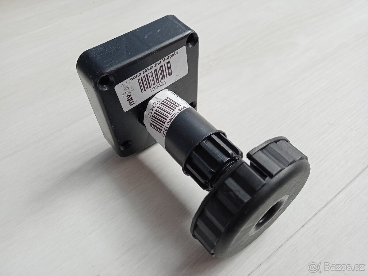 PRODÁM NOVÉ NEPOUŽITÉ SOKLOVÉ NOŽKY