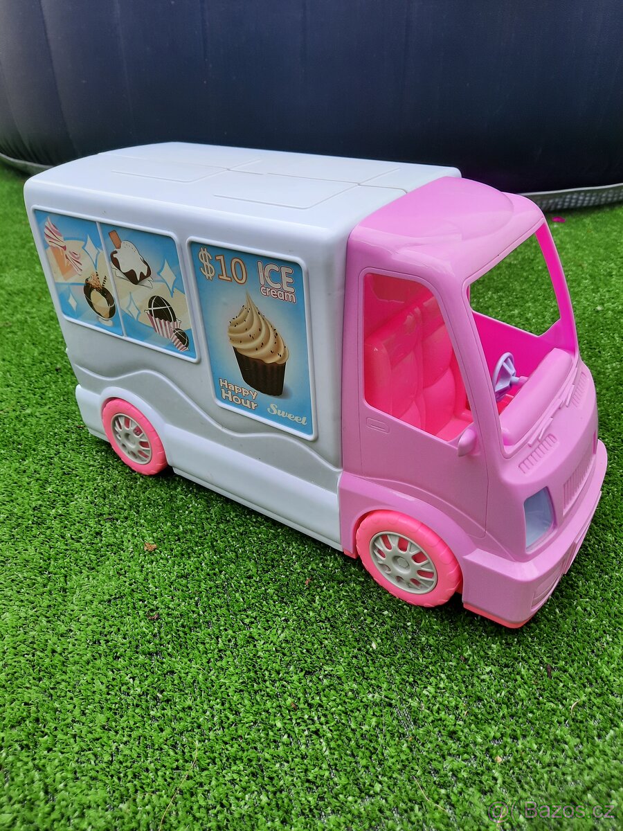 Karavan Dining Truck