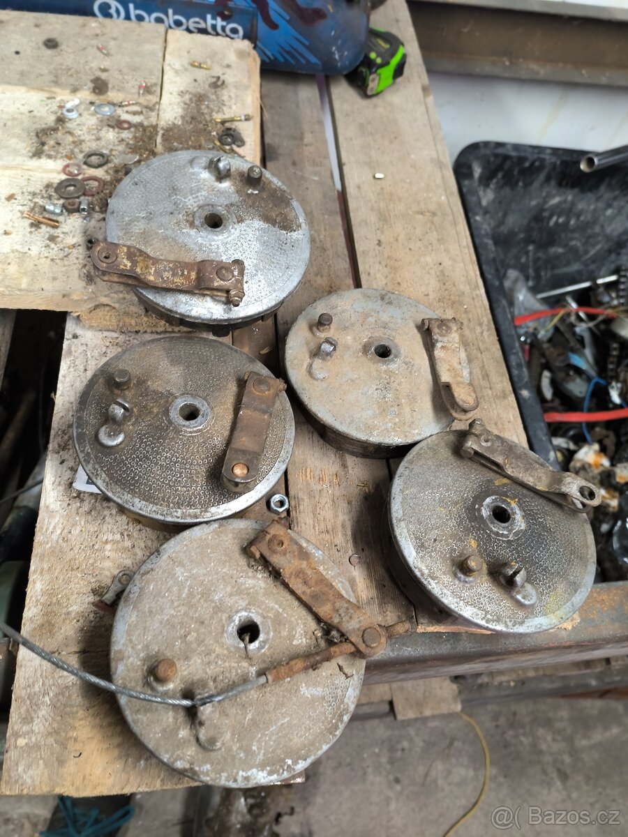 Jawa pionýr brzdový buben ,více ks