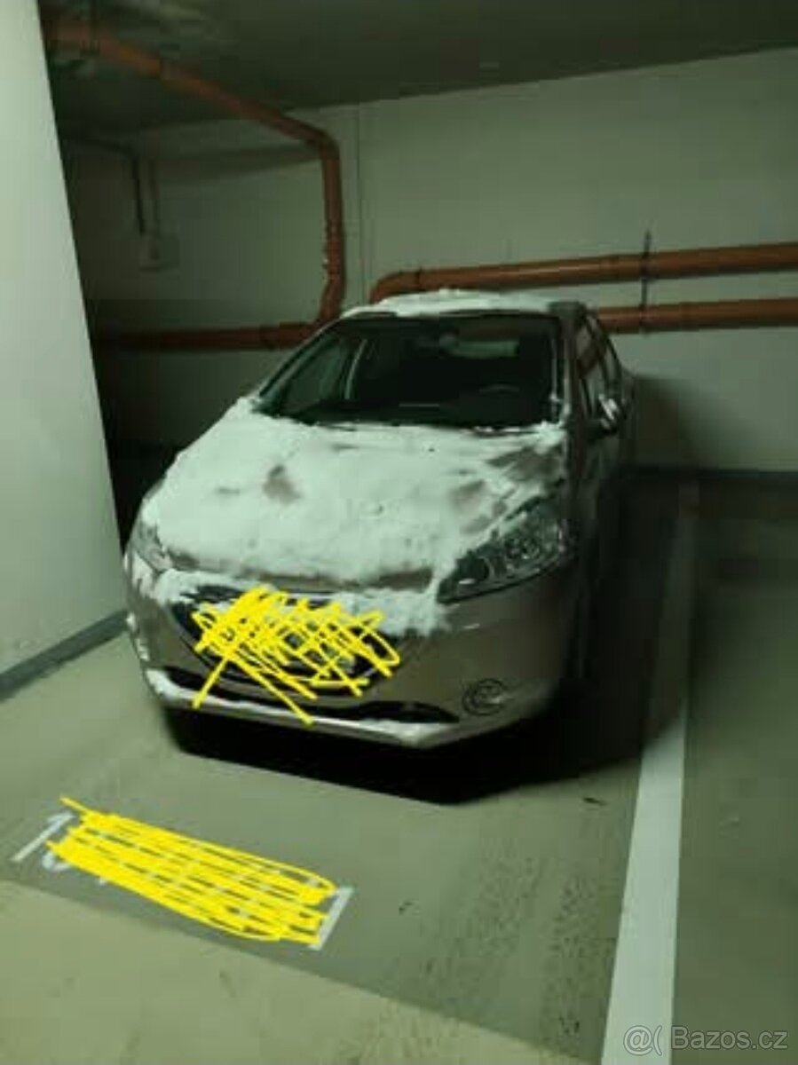 Garážové stání Libeň