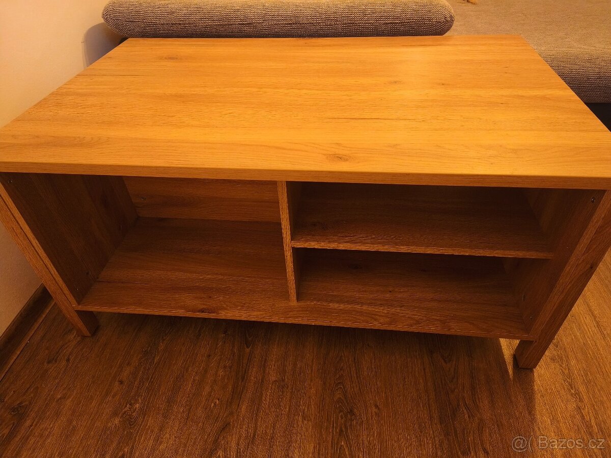 Konferenční stolek