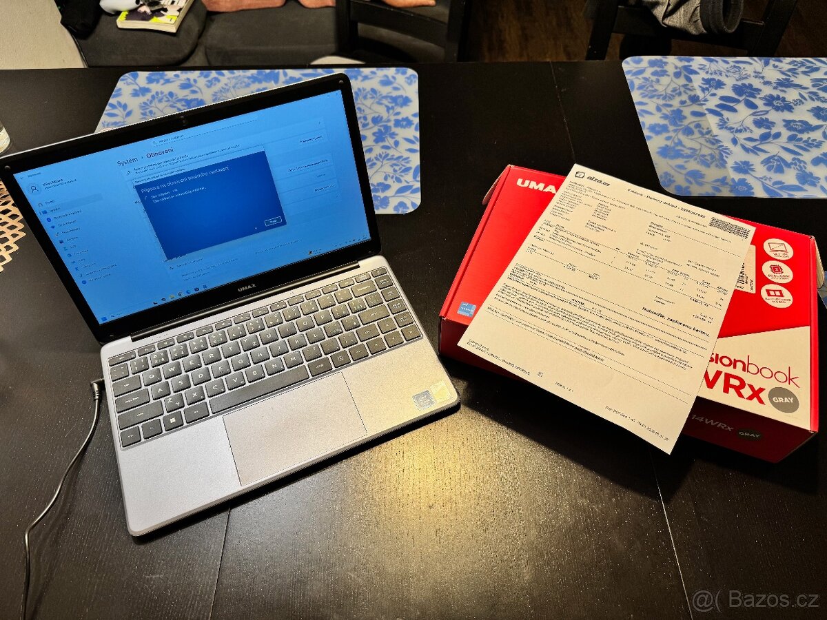 UMAX VisionBook 14 WRx