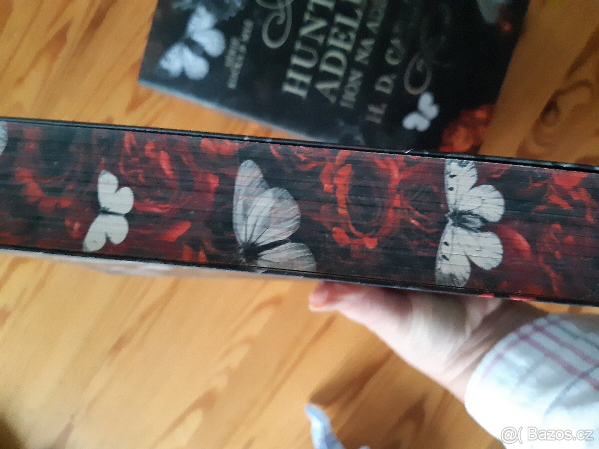 Prodám knihy Stíny nad Adeline a Hon na Adeline