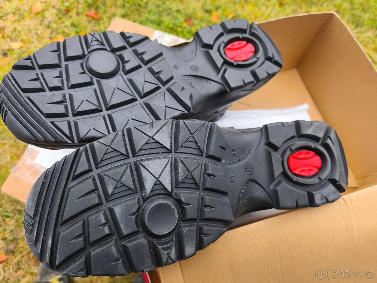 Pracovni boty svářečské kožené Bulls 44 a 45