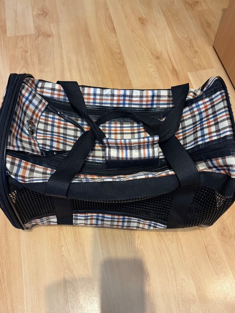 Cestovní taška pro psa