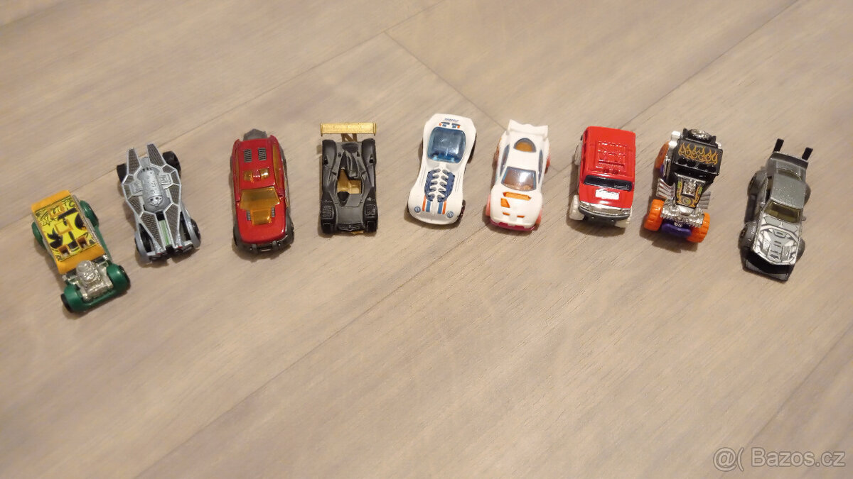Autíčka sada 9 ks (sada č. 7)