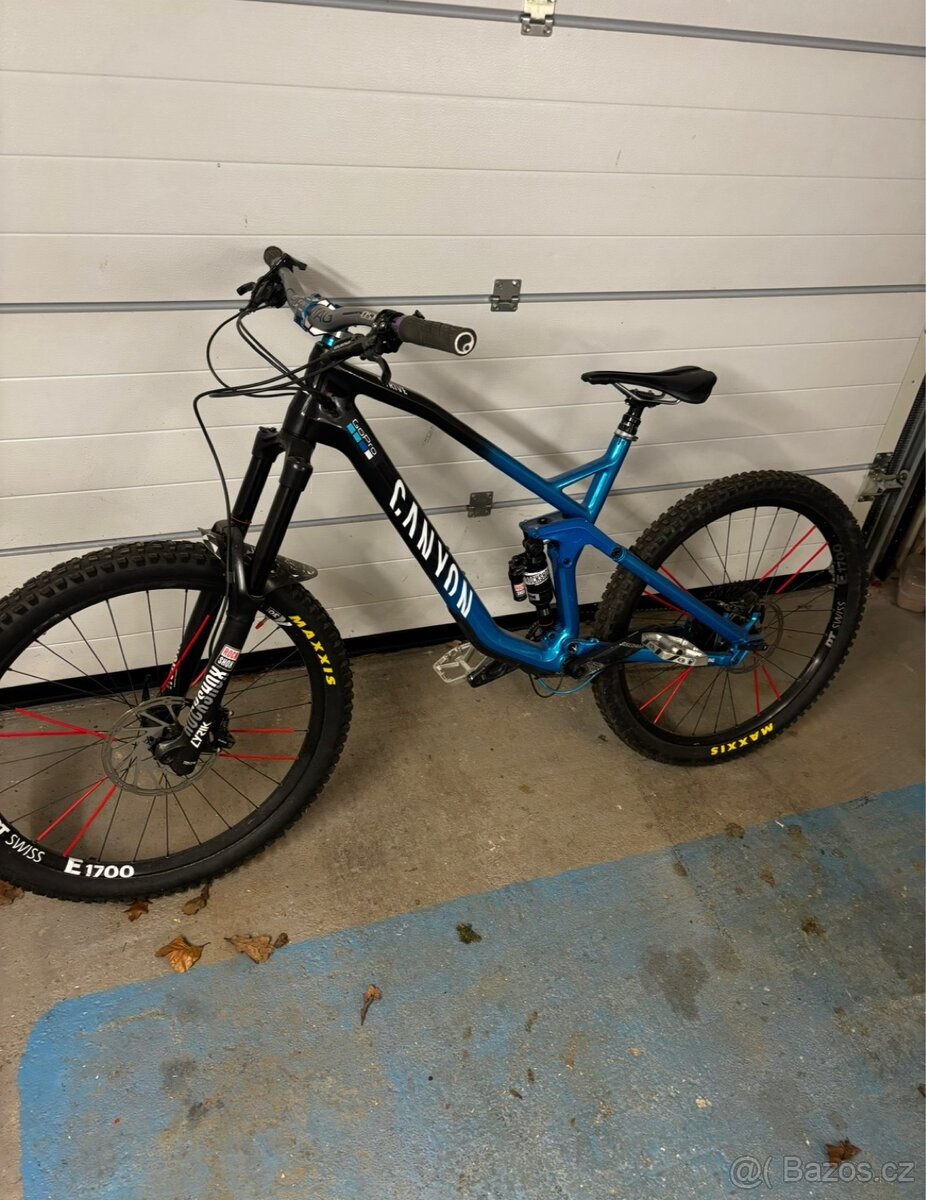Canyon strive cf 7.0 karbonové enduro velikost L
