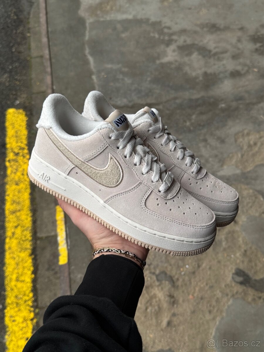 Nike Air Force 1 Low '07 SE Sanddrift 37,5 38,5 40