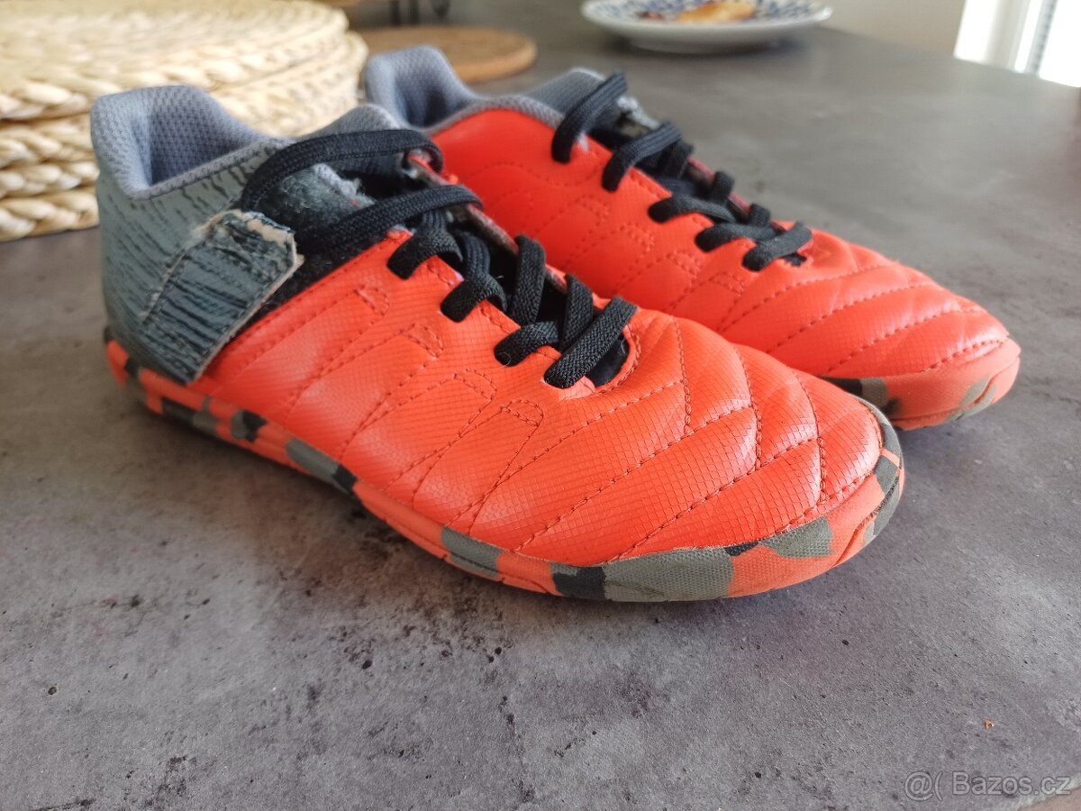 Dětské salovky Kipsta 21x7,5 cm