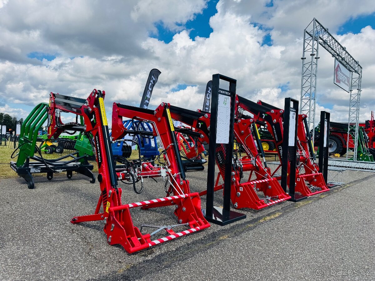 MONTUJEME ČELNÍ NAKLADAČE INTER-TECH