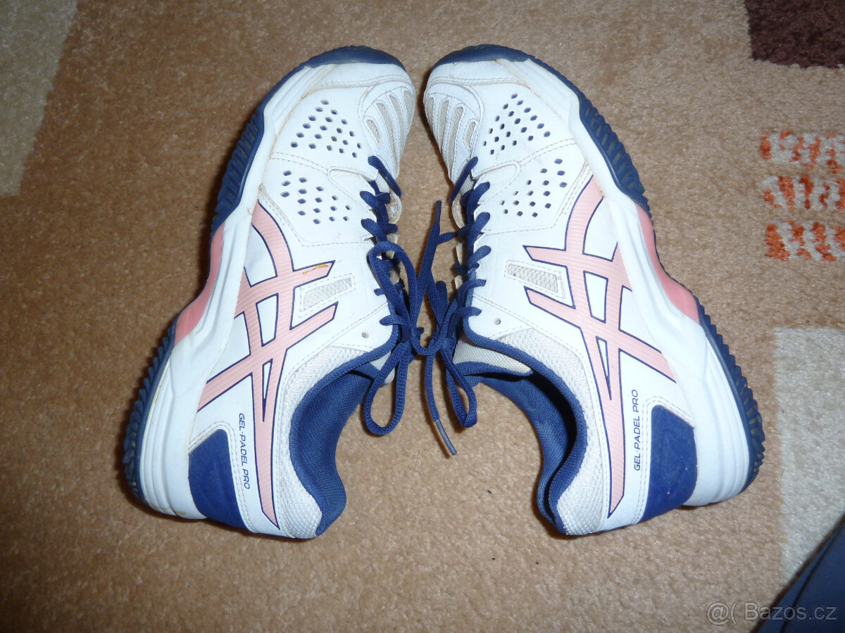 Boty,tenisky Asics,kožené