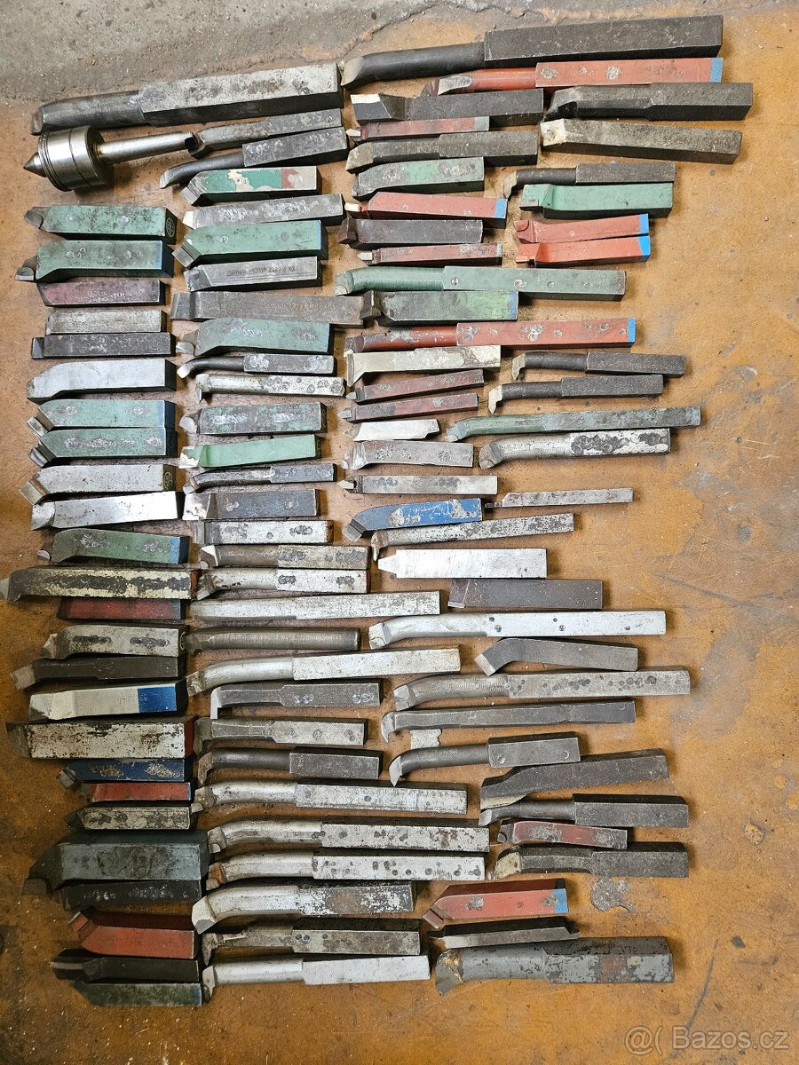 Nože na soustruh 99ks