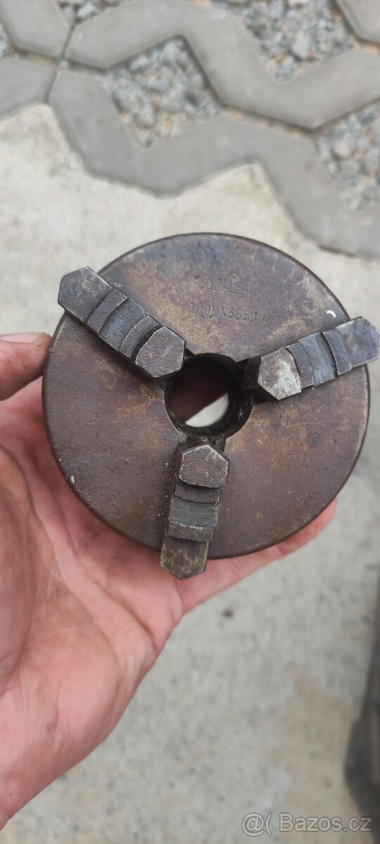 Soustruh příslušenství