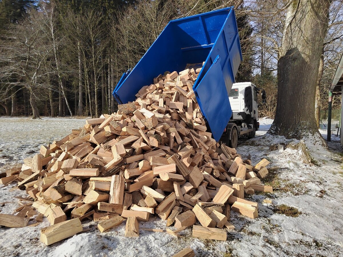 SUCHE típané palivové dřevo od 990Kč/prms