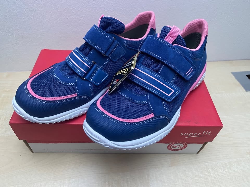 Superfity velikost 41, goratex, zcela nové, nepoužité