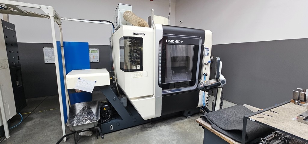 Obráběcí centrum DMG MORI DMC 650V